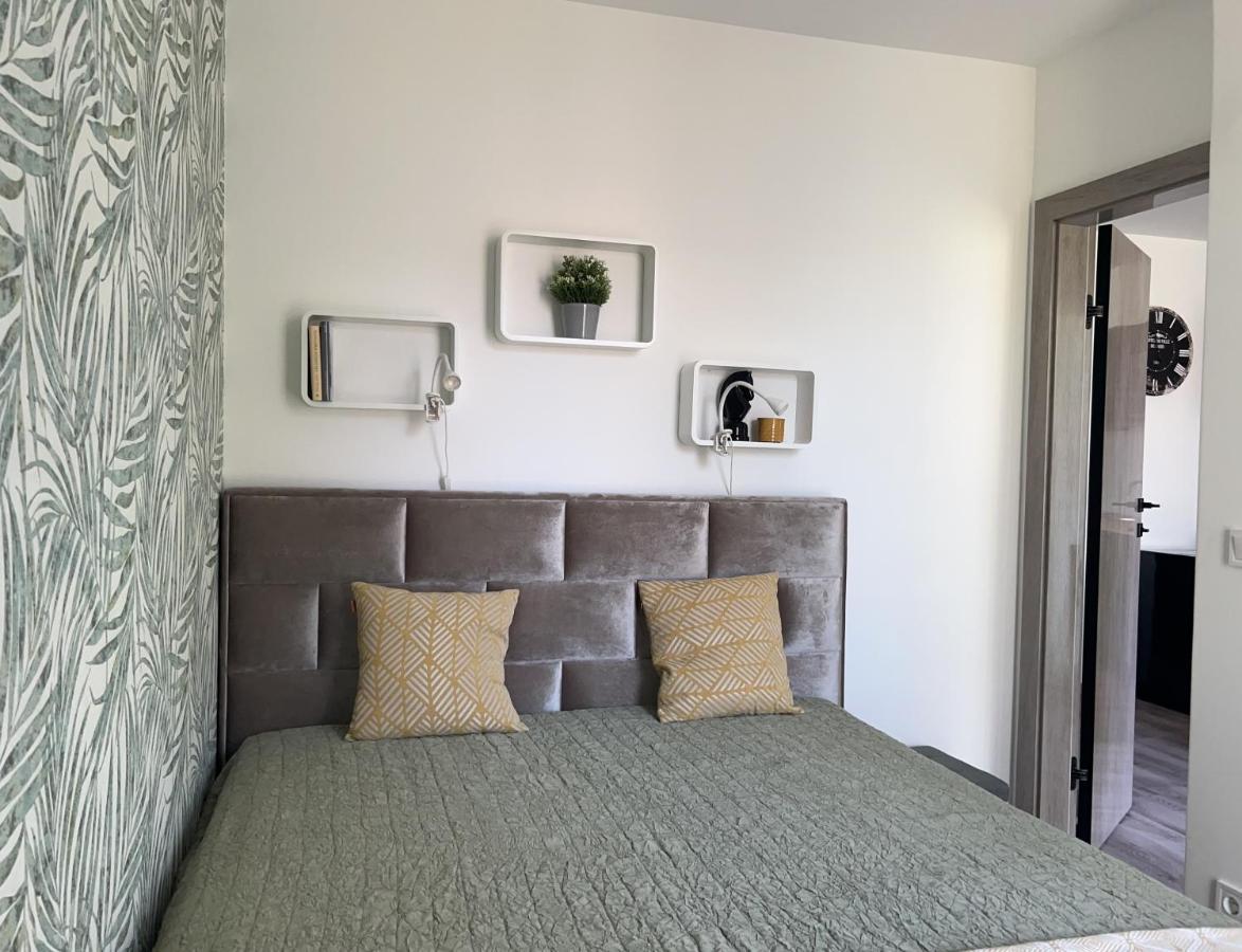 שיופוק Villa Bauhaus Wellness Apartman 202 מראה חיצוני תמונה