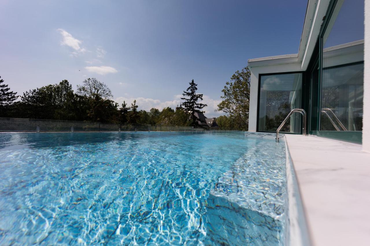 שיופוק Villa Bauhaus Wellness Apartman 202 מראה חיצוני תמונה