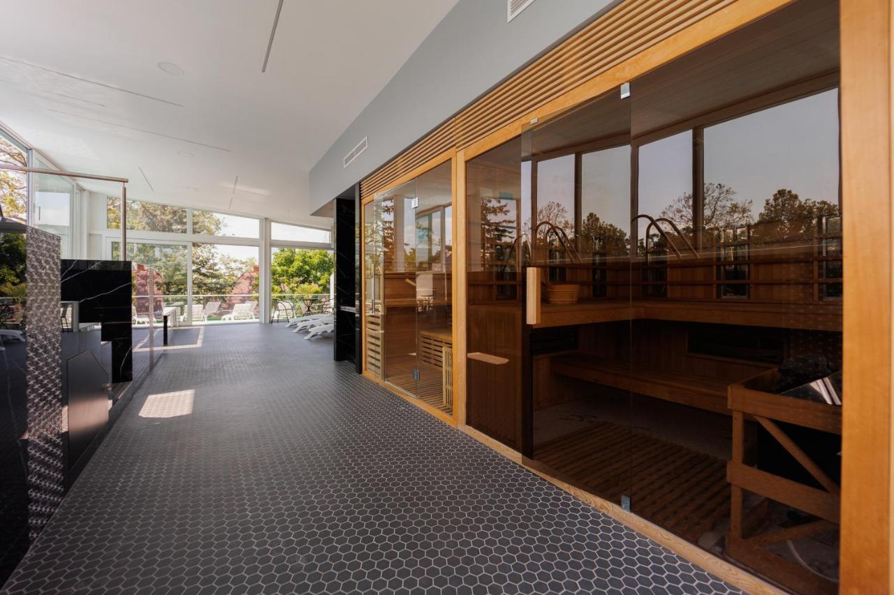 שיופוק Villa Bauhaus Wellness Apartman 202 מראה חיצוני תמונה